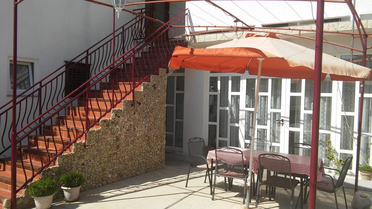 Apartments With A Parking Space Supetarska Draga - Donja, Rab - 11237 Buitenkant foto
